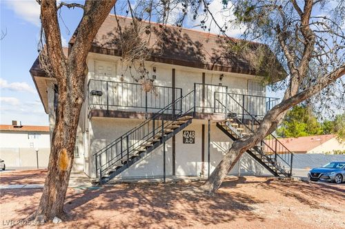 4-4248 Tara Ave, Las Vegas, NV, 89102-7453 | Card Image