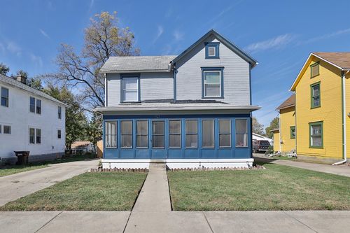 921 Oak St, Springfield, OH, 45505-3153 | Card Image