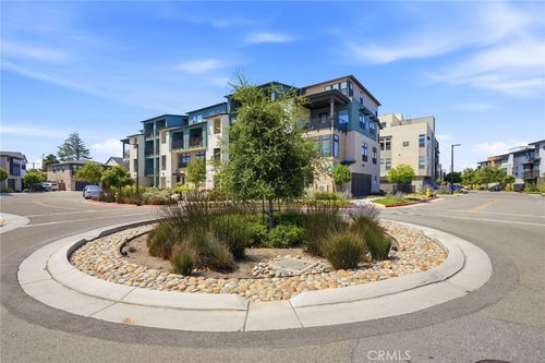 315 Waters Park Cir, San Mateo, CA, 94403-1195 | Card Image