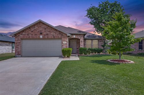 8805 Irish Bend Drive, Fort Worth, TX, 76123 | Card Image