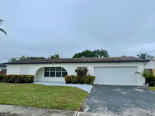 1190 Nw 92nd Ave, Pembroke Pines, FL, 33024-4533 | Card Image