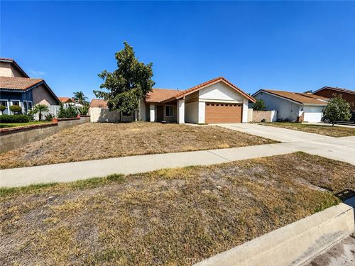 2703 S Fern Ave, Ontario, CA, 91762-6644 | Card Image