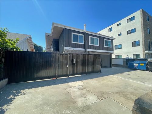 3-1250 W 37th St, Los Angeles, CA, 90007-3958 | Card Image
