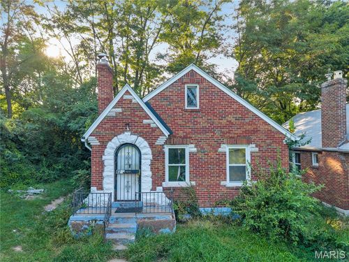 4207 Colonial Ave, Saint Louis, MO, 63121-2813 | Card Image