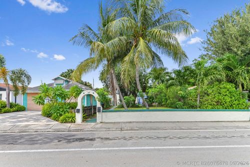 1-225 N M St, Lake Worth Beach, FL, 33460-3421 | Card Image