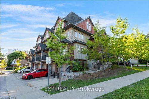 5-487 East Ave, Kitchener, ON, N2H0A8 | Card Image