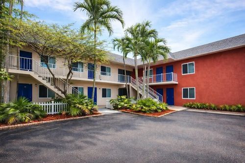 204-100 Sw 10th St, Fort Lauderdale, FL, 33315-1264 | Card Image
