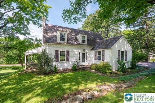3135 Center St, BETHLEHEM, PA, 18017-2436 | Card Image