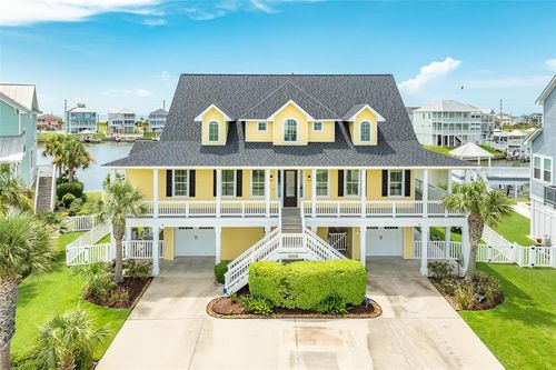 20611 E Sunset Bay Dr, Galveston, TX, 77554-5115 | Card Image