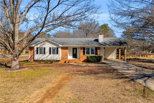 105 Carney Lake Rd, Winterville, GA, 30683-1553 | Card Image