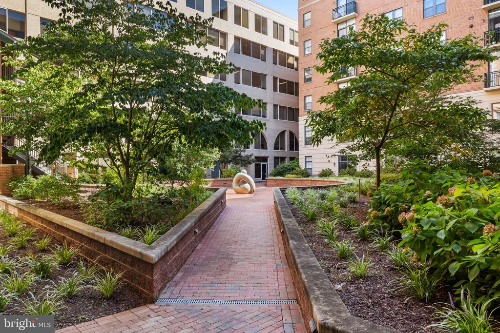 Residential in WASHINGTON 2
