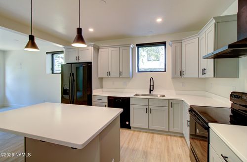 101-1246 E Jen Dr, Flagstaff, AZ, 86001-0867 | Card Image