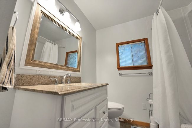 6547 Kennisis Lake Rd, House other with 3 bedrooms, 1 bathrooms and 3 parking in Haliburton ON | Image 28