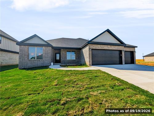 7699 Scenic Valley Ave, Springdale, AR, 72762-4626 | Card Image