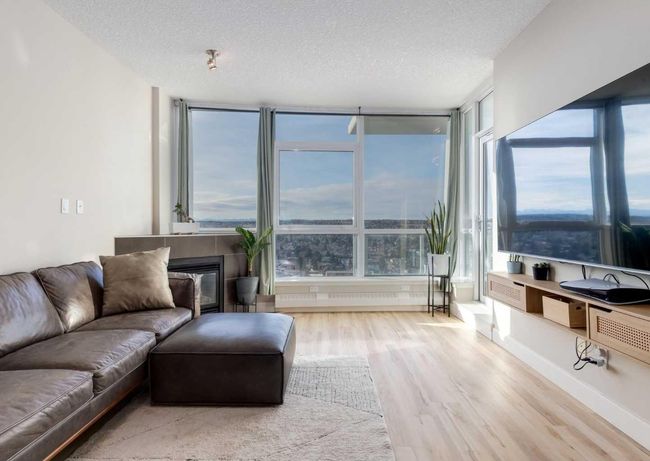 2105 - 77 Spruce Pl Sw, Condo with 2 bedrooms, 2 bathrooms and 1 parking in Calgary AB | Image 11