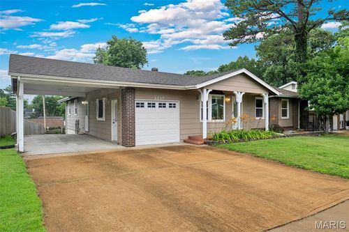 2217 Gladiator Dr, Fenton, MO, 63026-2214 | Card Image