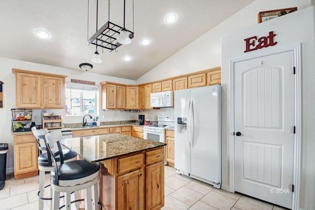 436 Country Club Plz, House other with 4 bedrooms, 2 bathrooms and null parking in Spring Creek NV | Image 5