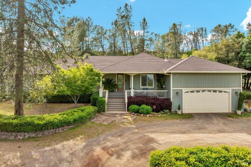 15625 June Bug Dr, Lower Lake, CA, 95457-9193 | Card Image