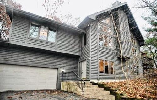 105 S Merrivale Ave, Beverly Shores, IN, 46301-0119 | Card Image