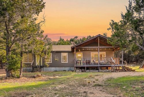 802 Lonesome Trl, Driftwood, TX, 78619-5729 | Card Image