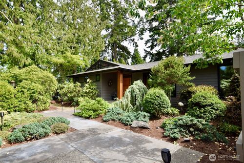 133 Fairway Pl, Sequim, WA, 98382-8534 | Card Image