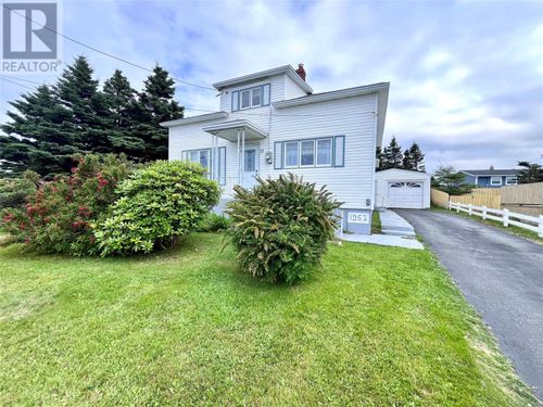 17 Riverside St W, Grand Bank, NL, A0E1W0 | Card Image