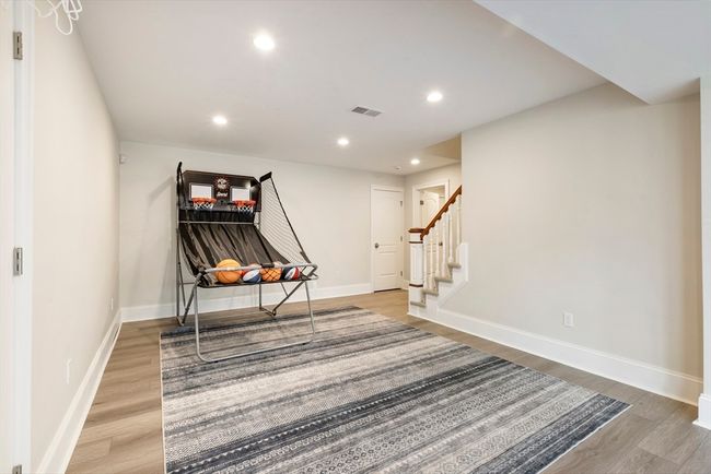 12 Hunters Ln, House other with 4 bedrooms, 5 bathrooms and 2 parking in Natick MA | Image 36