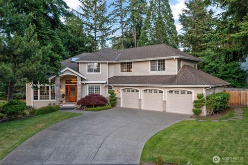 25318 233rd Ave Se, Maple Valley, WA, 98038-6099 | Card Image
