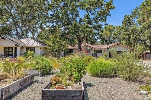 1929 Mora Ave, Calistoga, CA, 94515-1041 | Card Image