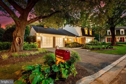 1 Kengate Ct, BALTIMORE, MD, 21212-1211 | Card Image
