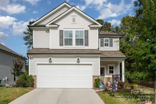 10002 Travis Floyd Ln, Charlotte, NC, 28214-0210 | Card Image