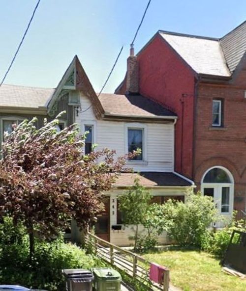 243 Lippincott St, Toronto, ON, M5S2P4 | Card Image