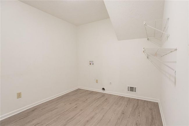 2140 Deer Trl, House other with 3 bedrooms, 2 bathrooms and 4 parking in Suwanee GA | Image 30