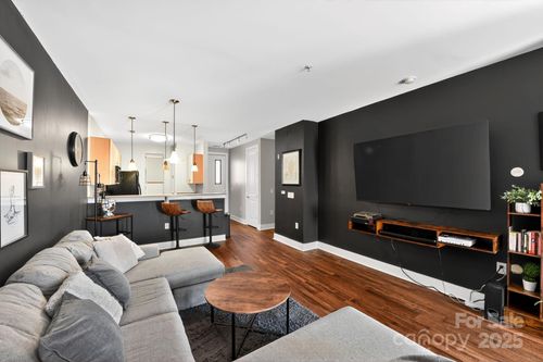 apt-309-1101 W 1st St, Charlotte, NC, 28202-1322 | Card Image