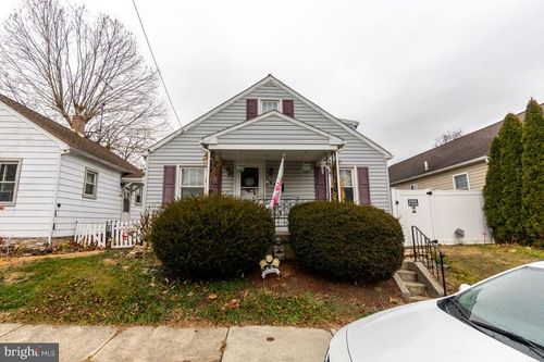 62 Mckinley Ave, HANOVER, PA, 17331-2026 | Card Image