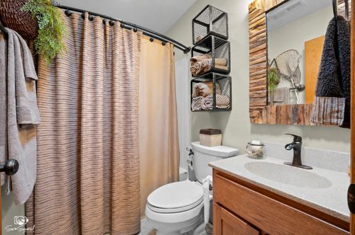 154 Flora Fern Rd, Wilmington, IL, 60481-8508 | Card Image