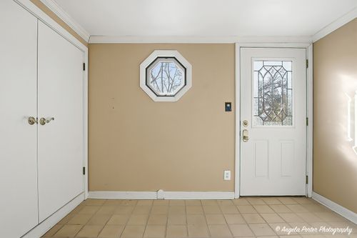 4812 Barnard Mill Rd, Ringwood, IL, 60072-9601 | Card Image