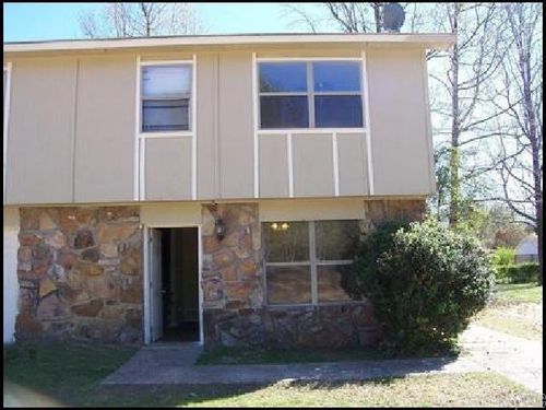 b-9413 Lew Cir, Little Rock, AR, 72209-7804 | Card Image