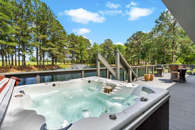555 Us Business Highway 82, House other with 4 bedrooms, 2 bathrooms and null parking in Avery TX | Image 21