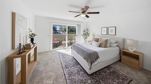 4-11324 215th, Lakewood, CA, 90715 | Card Image
