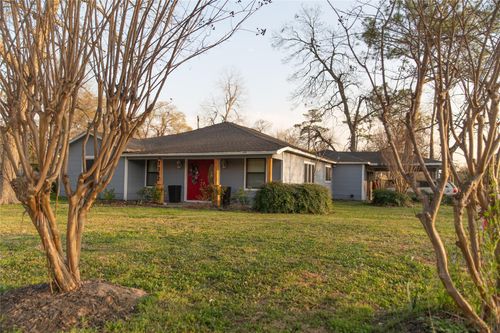 7902 Laura Koppe Rd, Houston, TX, 77028-1920 | Card Image