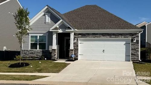 2315 Riggs Rd, Sherrills Ford, NC, 28673-8240 | Card Image