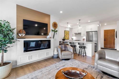 g05-741 Travino Lane, Victoria, BC, V8Z0G3 | Card Image