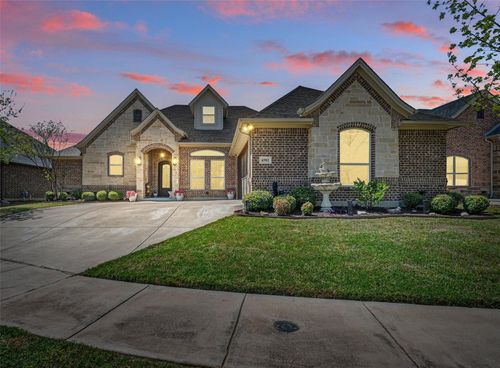 6902 Clayton Nicholas Ct, Arlington, TX, 76001-1116 | Card Image