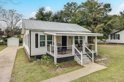 2513 Joan Ave, Gulfport, MS, 39501-5237 | Card Image