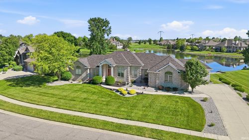 11414 Chestnut Ridge Dr, Fort Wayne, IN, 46814-9034 | Card Image