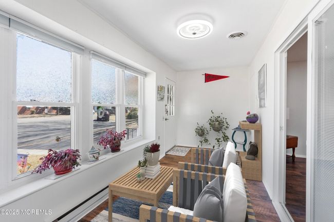 3 Dixon Ct, Home with 2 bedrooms, 2 bathrooms and null parking in Whiting NJ | Image 6