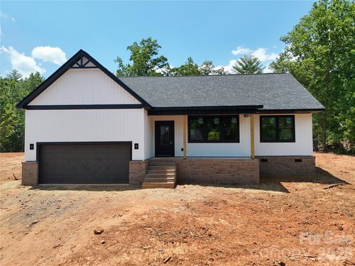 2435 Kimberly Ave, Morganton, NC, 28655-9788 | Card Image