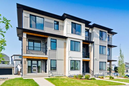 245 Big Horn Avenue, Calgary, AB, T2Y0Z8 | Card Image