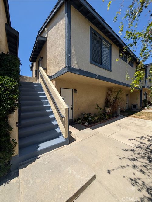 c-529 E Colorado Blvd, Monrovia, CA, 91016 | Card Image